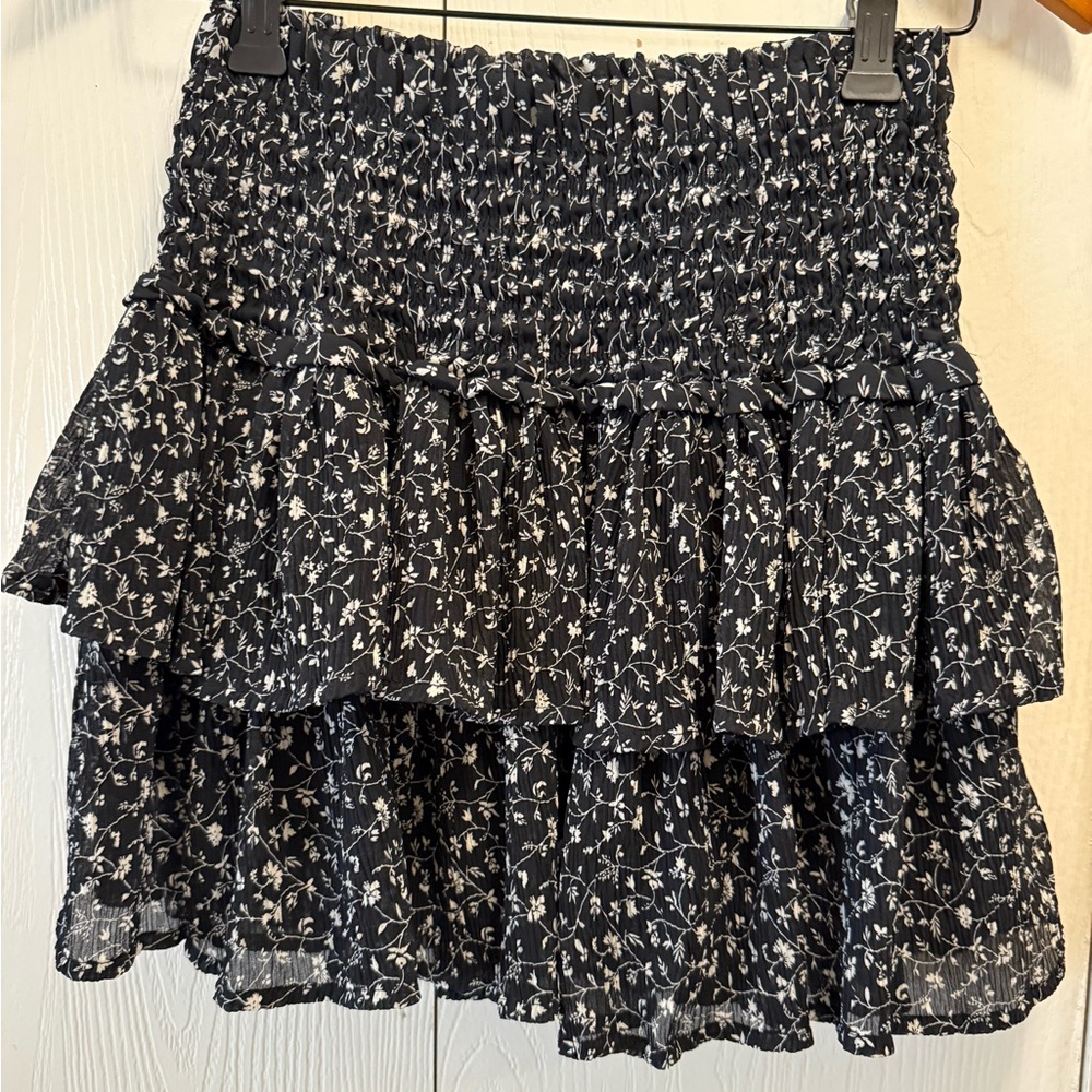 By Together Black and White Floral Smocked Tiered Lined Mini Skirt Size Medium